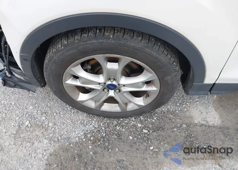 2016 Ford Escape Titanium из США, поврежденный, VIN 1FMCU0J95GUC19159